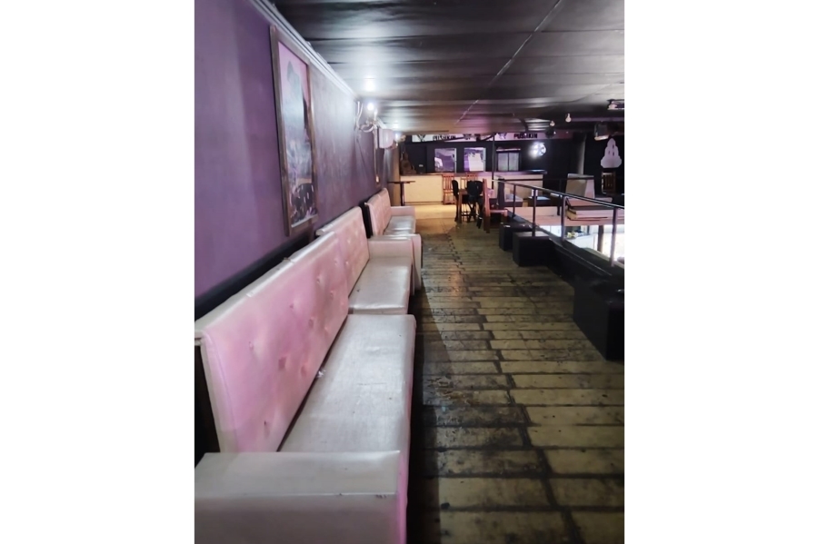 Commercial Property for Sale in Lemoenkloof Western Cape